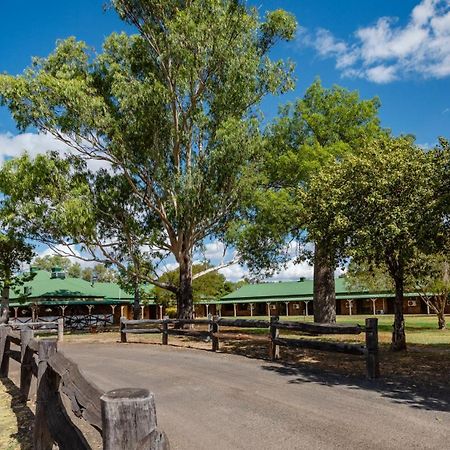 Overlander Homestead Motel Roma Ngoại thất bức ảnh