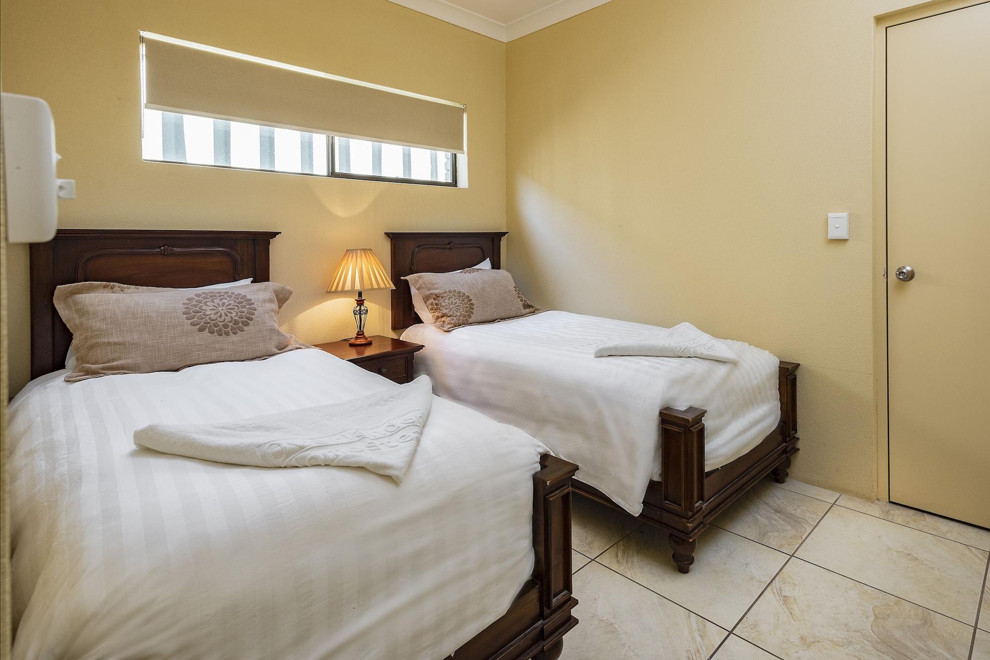 Overlander Homestead Motel Roma Ngoại thất bức ảnh