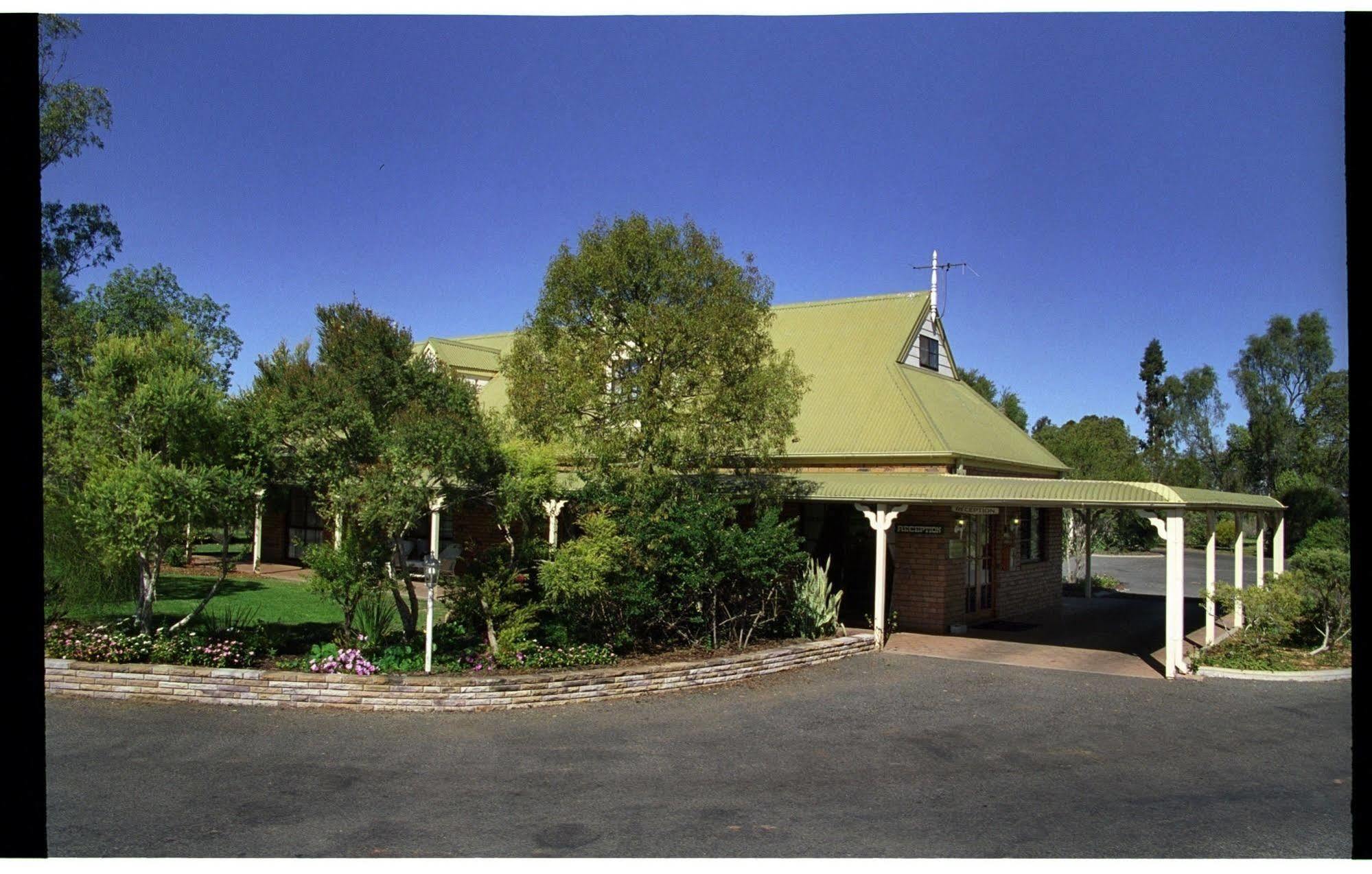 Overlander Homestead Motel Roma Ngoại thất bức ảnh